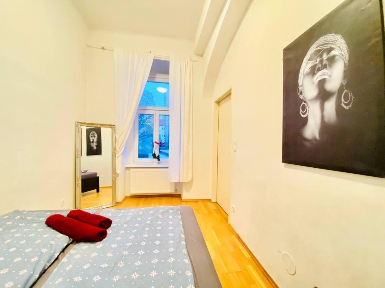 Family Apartment Th8 8 เวียนนา ภายนอก รูปภาพ